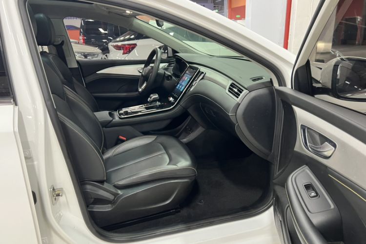Used Roewe i6 MAX New Energy 2023 EV 420 Skyroof Special Edition Interior 6