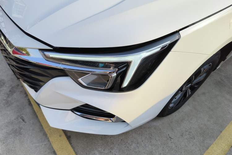 Used Roewe i6 MAX New Energy 2023 EV 420 Skyroof Special Edition Left Front Headlight