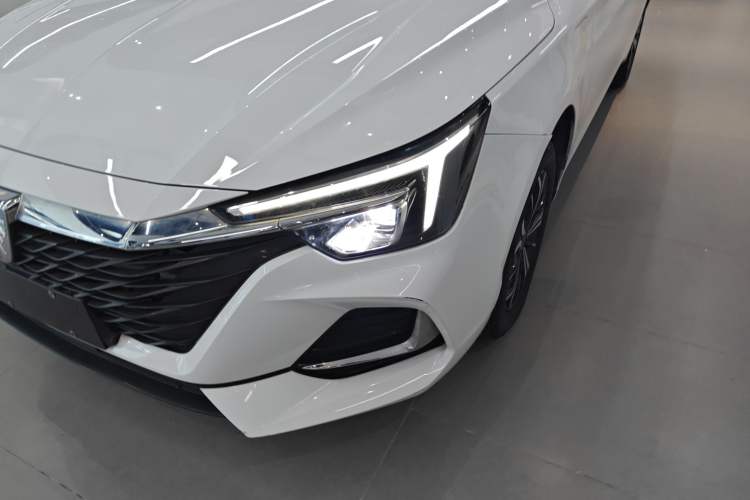 Used Roewe i6 MAX New Energy 2023 EV 420 Skyroof Special Edition Left Front Headlight
