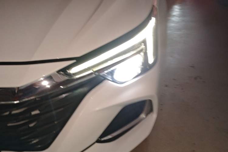 Used Roewe i6 MAX New Energy 2023 EV 420 Skyroof Special Edition Left Front Headlight