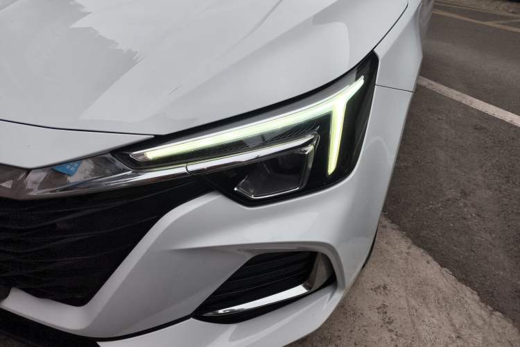 Used Roewe i6 MAX New Energy 2023 EV 420 Skyroof Special Edition Left Front Headlight