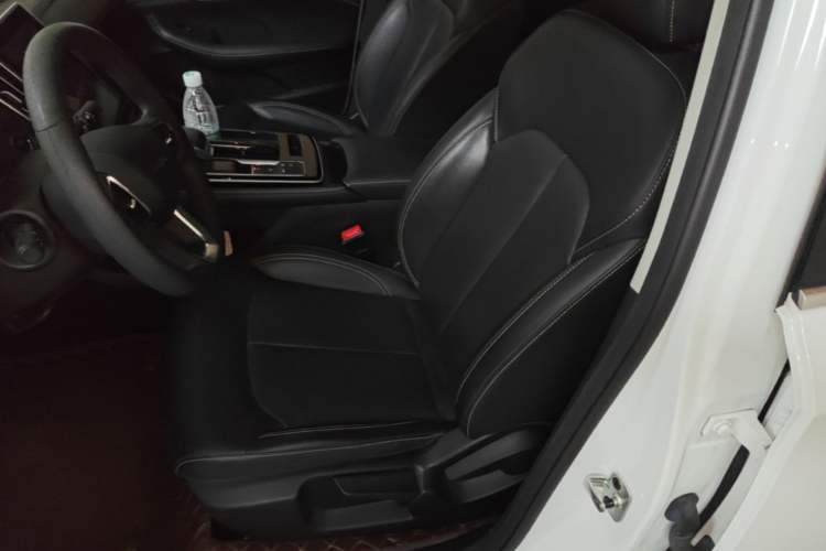 Used Roewe i6 MAX New Energy 2023 EV 420 Skyroof Special Edition Left Front Seat