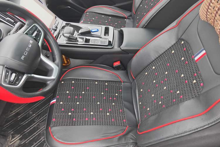 Used Roewe i6 MAX New Energy 2023 EV 420 Skyroof Special Edition Left Front Seat