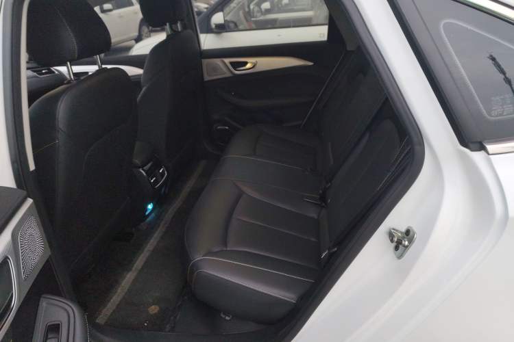 Used Roewe i6 MAX New Energy 2023 EV 420 Skyroof Special Edition Left Rear Seat