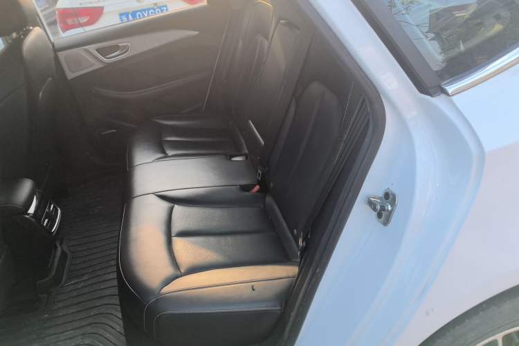 Used Roewe i6 MAX New Energy 2023 EV 420 Skyroof Special Edition Left Rear Seat