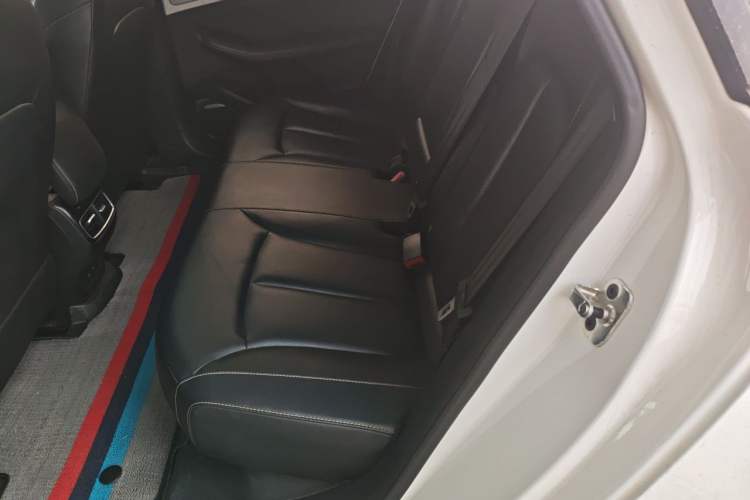 Used Roewe i6 MAX New Energy 2023 EV 420 Skyroof Special Edition Left Rear Seat