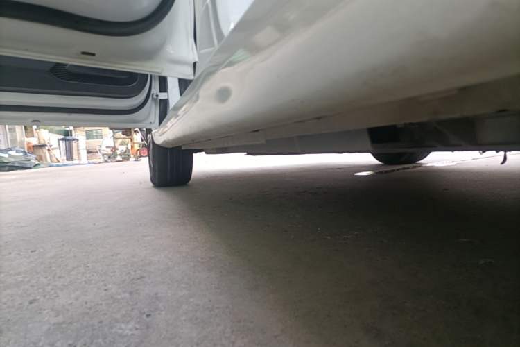 Used Roewe i6 MAX New Energy 2023 EV 420 Skyroof Special Edition Left Side Sill