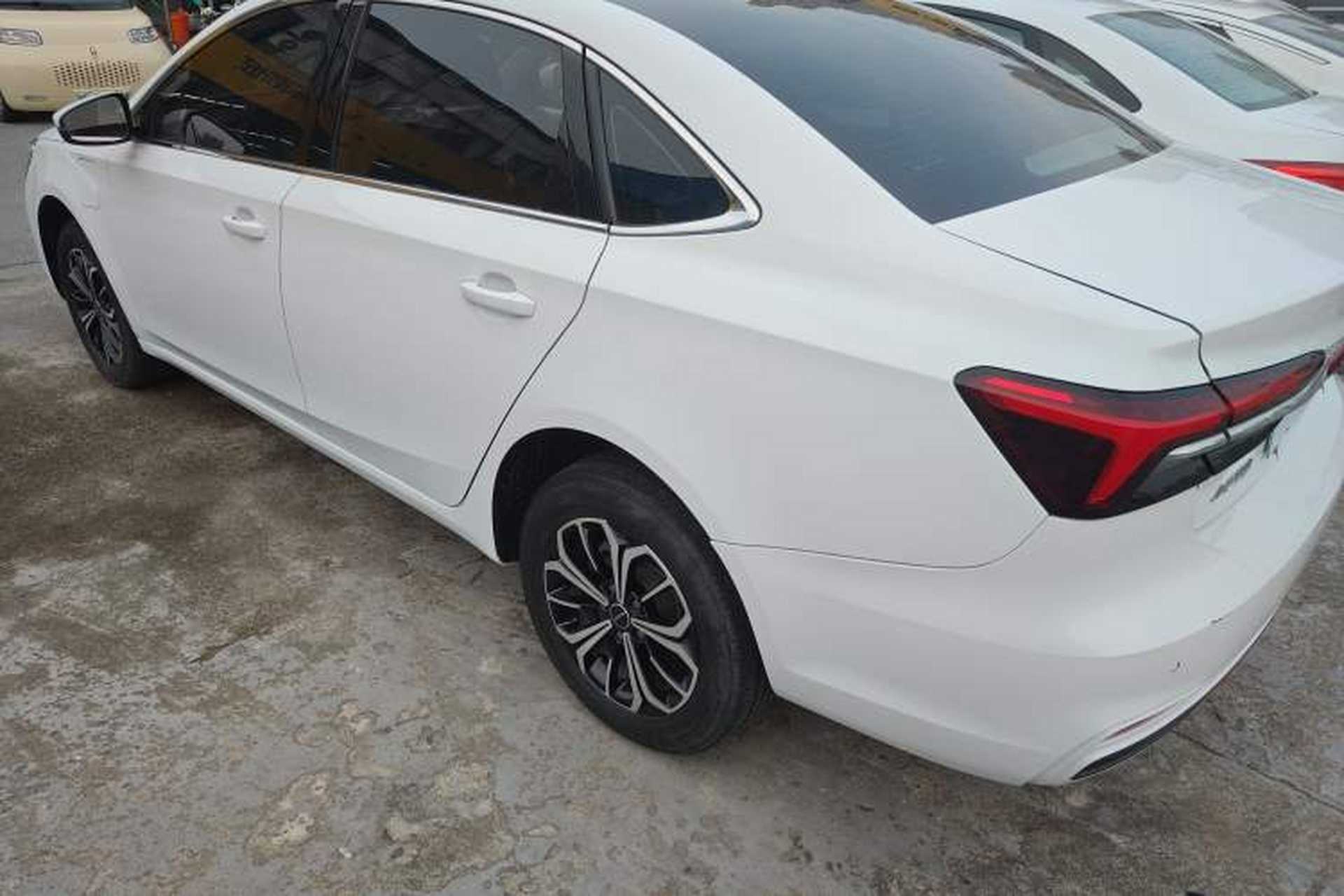 Used Roewe i6 MAX New Energy 2023 EV 420 Skyroof Special Edition Left Side