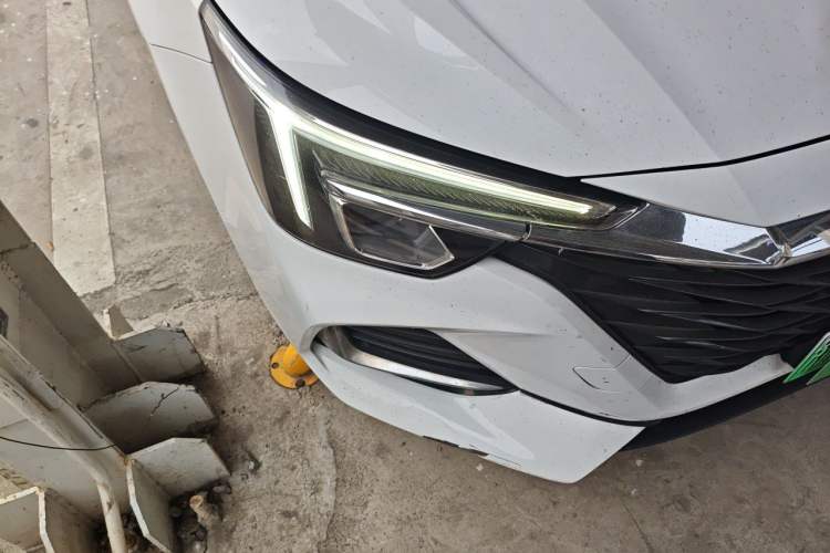 Used Roewe i6 MAX New Energy 2023 EV 420 Skyroof Special Edition Right Front Headlight