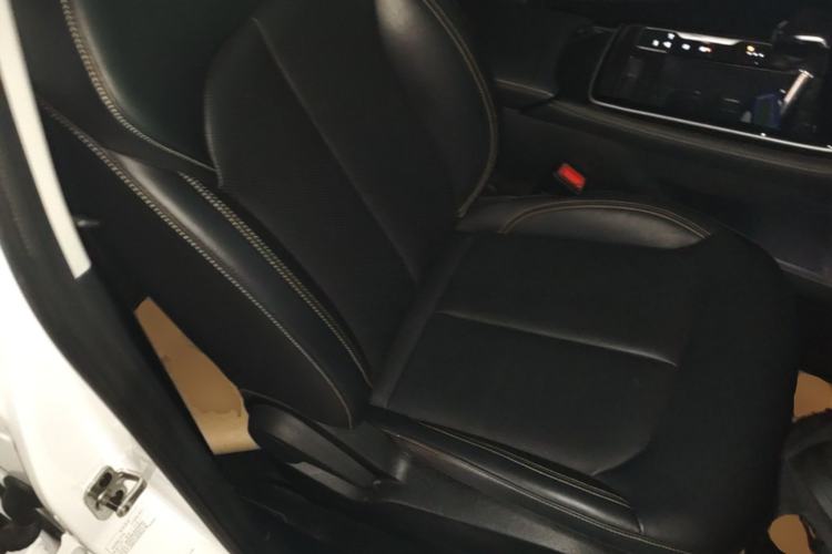 Used Roewe i6 MAX New Energy 2023 EV 420 Skyroof Special Edition Right Front Seat