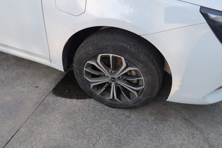 Used Roewe i6 MAX New Energy 2023 EV 420 Skyroof Special Edition Right Front Wheel Hub