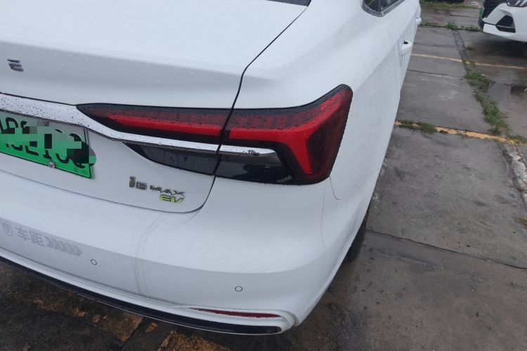 Used Roewe i6 MAX New Energy 2023 EV 420 Skyroof Special Edition Right Rear Taillight