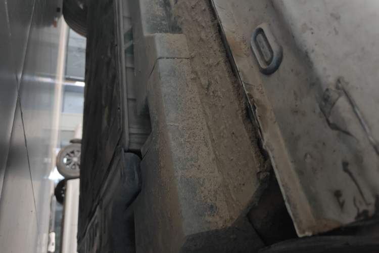 Used Roewe i6 MAX New Energy 2023 EV 420 Skyroof Special Edition Right Side Sill