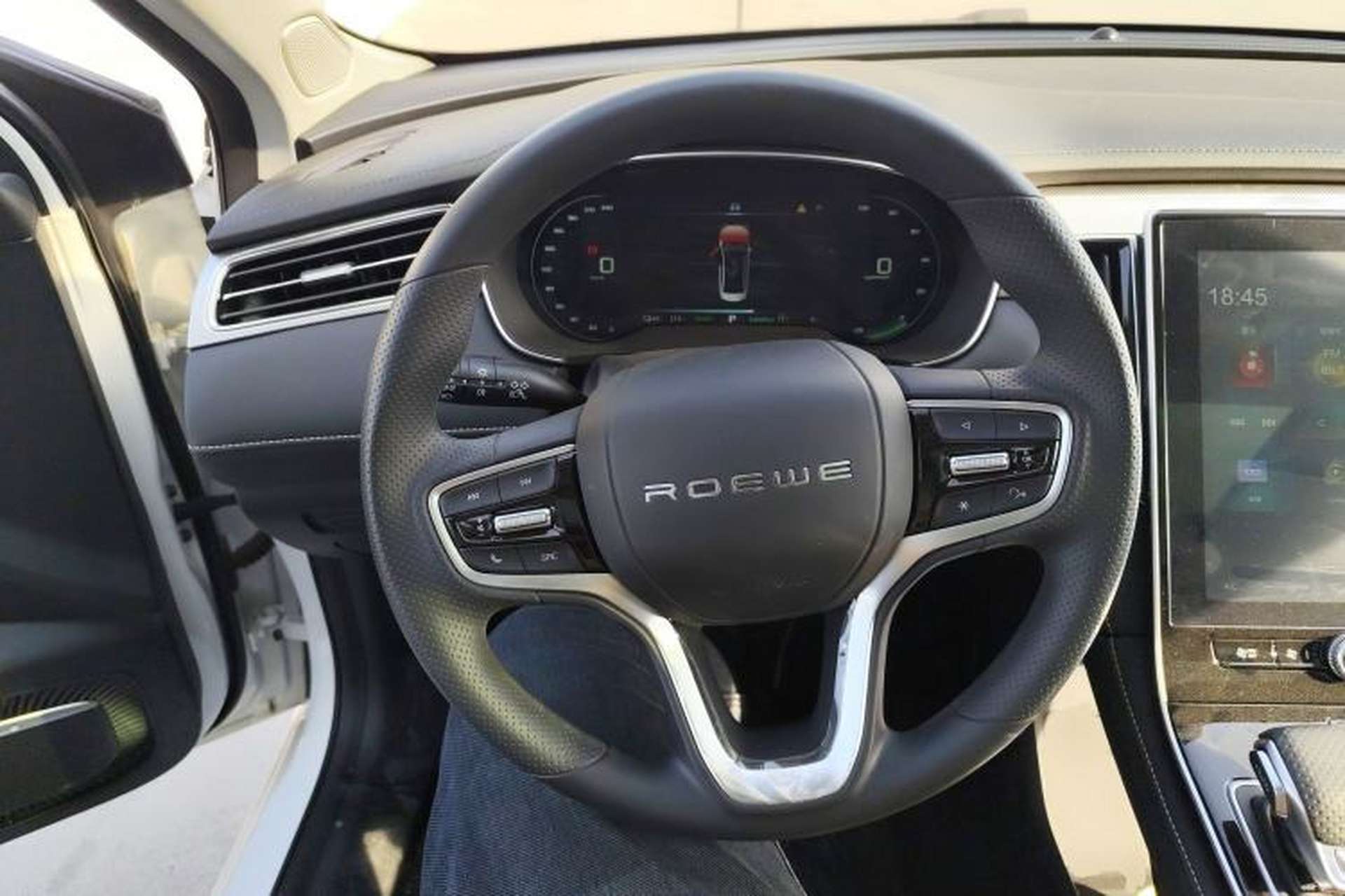 Used Roewe i6 MAX New Energy 2023 EV 420 Skyroof Special Edition Steering Wheel