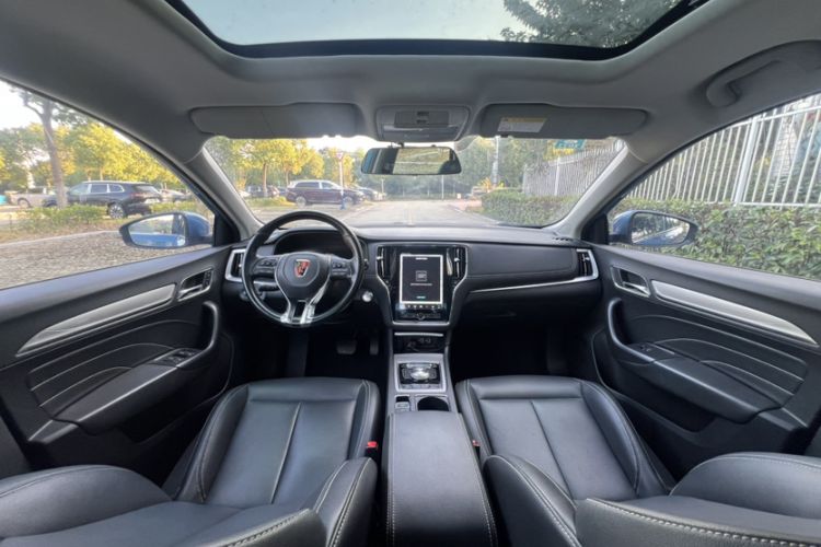 Used Roewe i6 New Energy 2017 45T Hybrid Connect & Smart Enjoyment Edition Interior 8