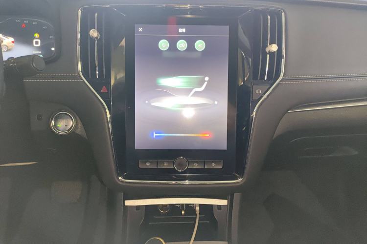 Used Roewe i6 New Energy 2017 45T Hybrid Connect & Smart Enjoyment Edition Audio And AC Panel