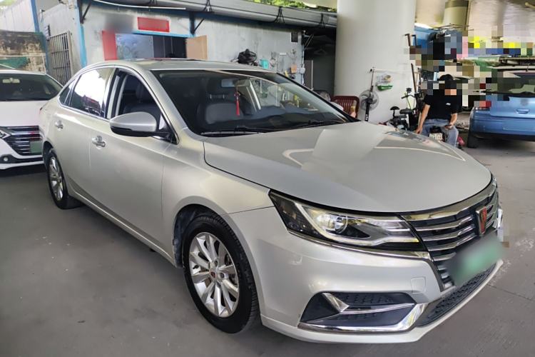 Used Roewe i6 New Energy 2017 45T Hybrid Connect & Smart Enjoyment Edition Exterior 2