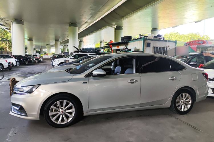 Used Roewe i6 New Energy 2017 45T Hybrid Connect & Smart Enjoyment Edition Exterior 3