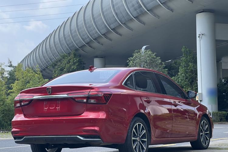 Used Roewe i6 New Energy 2017 45T Hybrid Connective Smart Luxury Edition Exterior 4