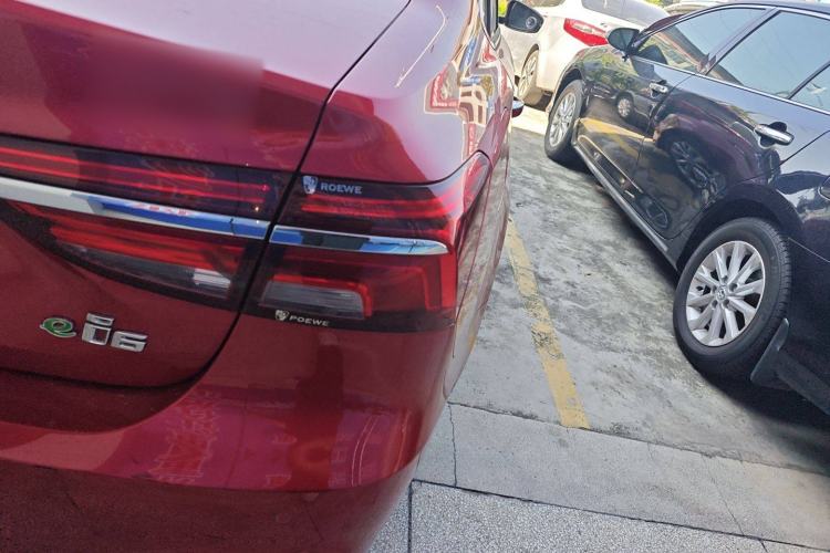 Used Roewe i6 New Energy 2017 45T Hybrid Connect & Smart Enjoyment Edition Exterior 6