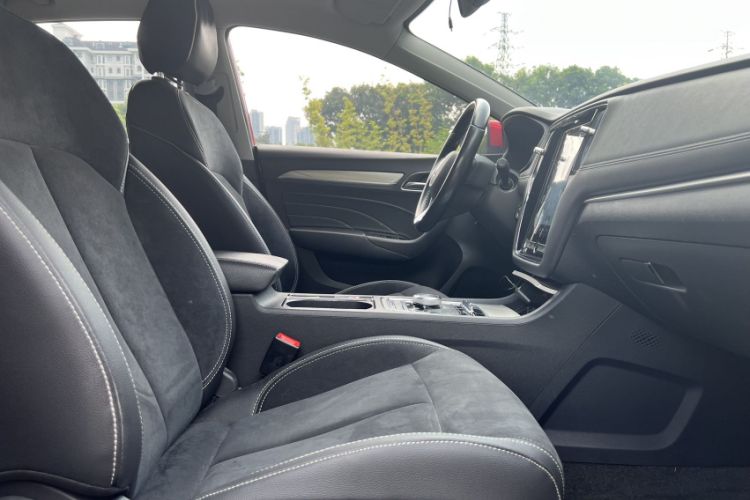 Used Roewe i6 New Energy 2017 45T Hybrid Connective Smart Luxury Edition Right Front Seat