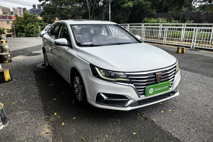 Used Roewe i6 New Energy 2017 45T Hybrid Connect & Smart Enjoyment Edition Exterior 2