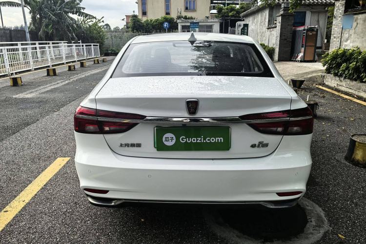 Used Roewe i6 New Energy 2017 45T Hybrid Connect & Smart Enjoyment Edition Exterior 5