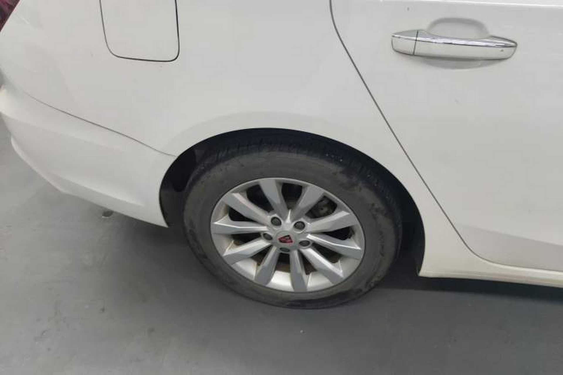 Used Roewe i6 New Energy 2017 45T Hybrid Connect & Smart Enjoyment Edition Right Rear Wheel Hub