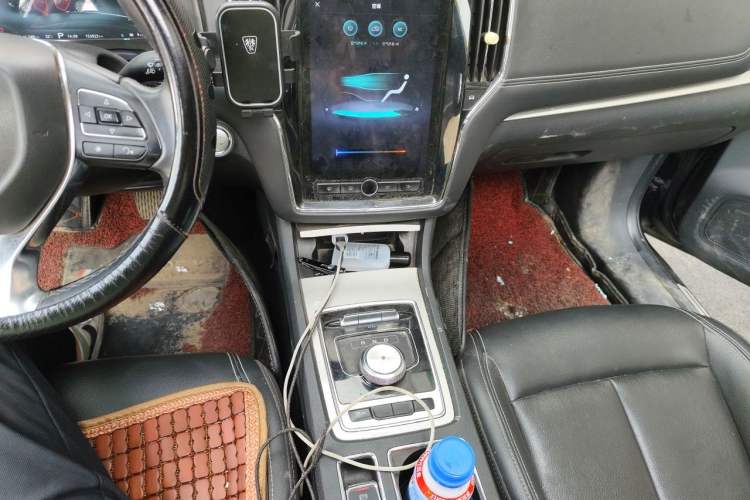 Used Roewe i6 New Energy 2017 45T Hybrid Connect & Smart Enjoyment Edition Audio And AC Panel
