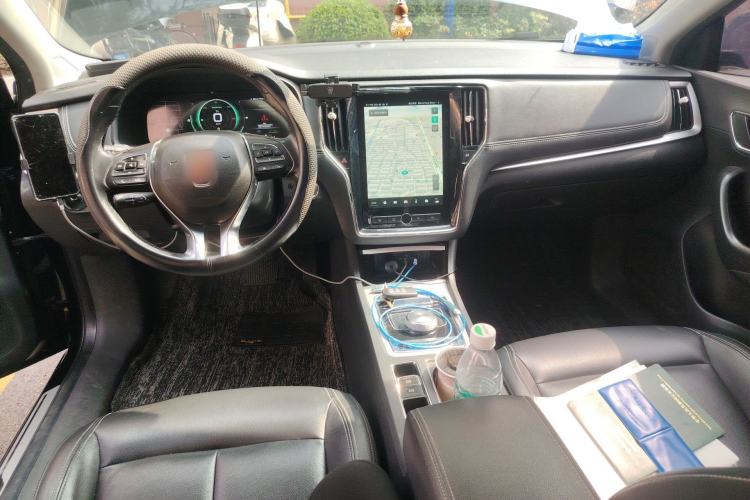 Used Roewe i6 New Energy 2017 45T Hybrid Connect & Smart Enjoyment Edition Center Console