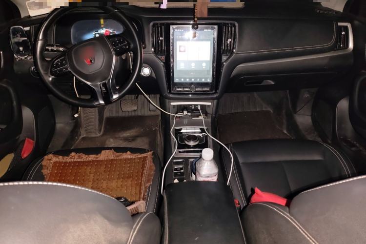 Used Roewe i6 New Energy 2017 45T Hybrid Connect & Smart Enjoyment Edition Center Console