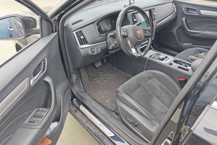 Used Roewe i6 New Energy 2017 45T Hybrid Connective Smart Luxury Edition Driver Seat