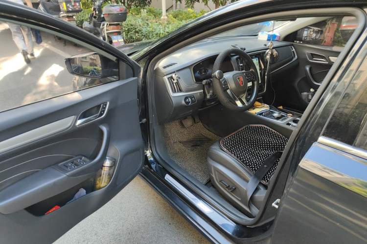 Used Roewe i6 New Energy 2017 45T Hybrid Connect & Smart Enjoyment Edition Driver Seat