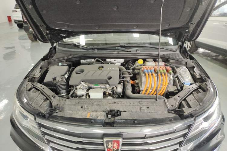 Used Roewe i6 New Energy 2017 45T Hybrid Connect & Smart Enjoyment Edition Engine Bay