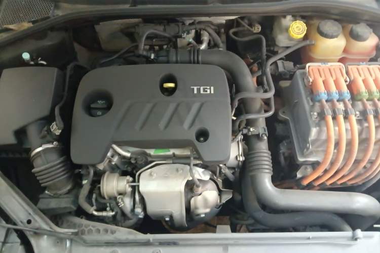 Used Roewe i6 New Energy 2017 45T Hybrid Connect & Smart Enjoyment Edition Engine Bay