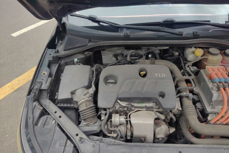 Used Roewe i6 New Energy 2017 45T Hybrid Connect & Smart Enjoyment Edition Engine Bay Right