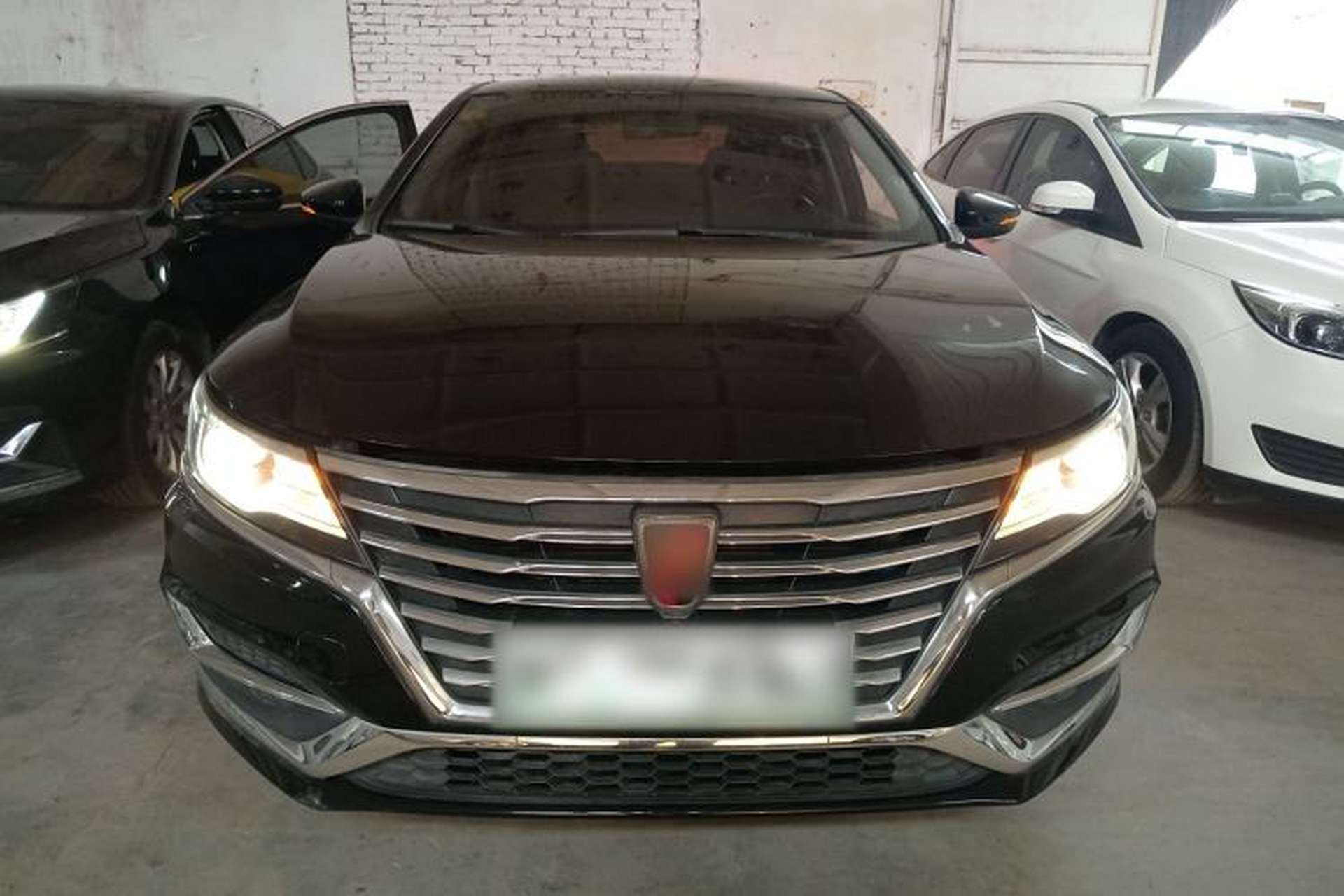 Used Roewe i6 New Energy 2017 45T Hybrid Connect & Smart Enjoyment Edition Front