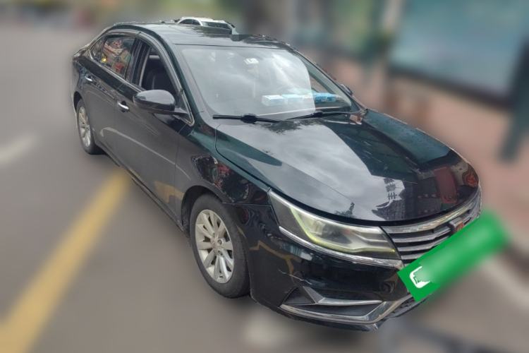 Used Roewe i6 New Energy 2017 45T Hybrid Connect & Smart Enjoyment Edition Front Right 45 Deg