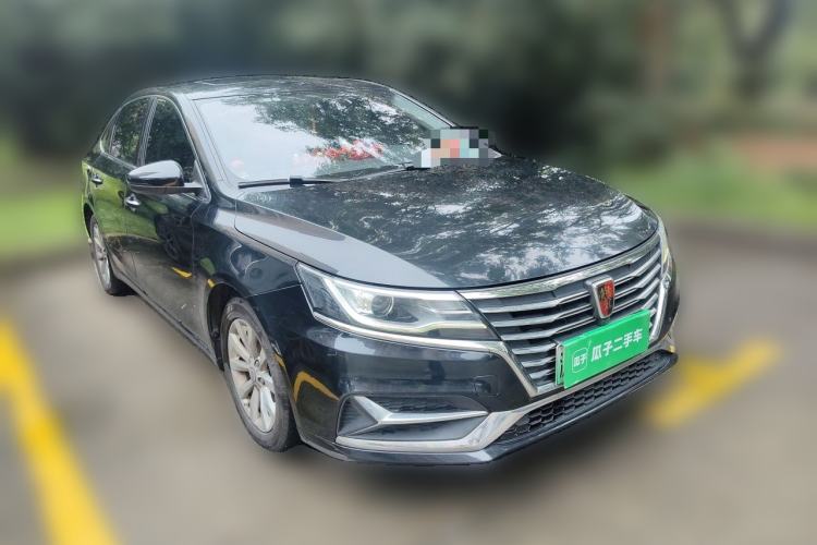 Used Roewe i6 New Energy 2017 45T Hybrid Connect & Smart Enjoyment Edition Front Right 45 Deg