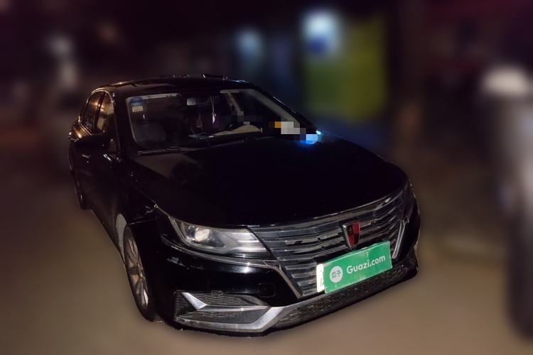 Used Roewe i6 New Energy 2017 45T Hybrid Connect & Smart Enjoyment Edition Front Right 45 Deg