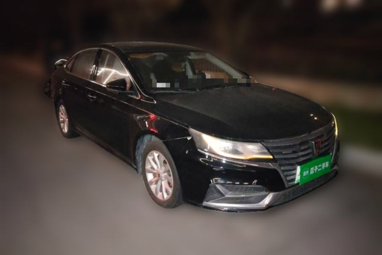 Used Roewe i6 New Energy 2017 45T Hybrid Connect & Smart Enjoyment Edition Front Right 45 Deg