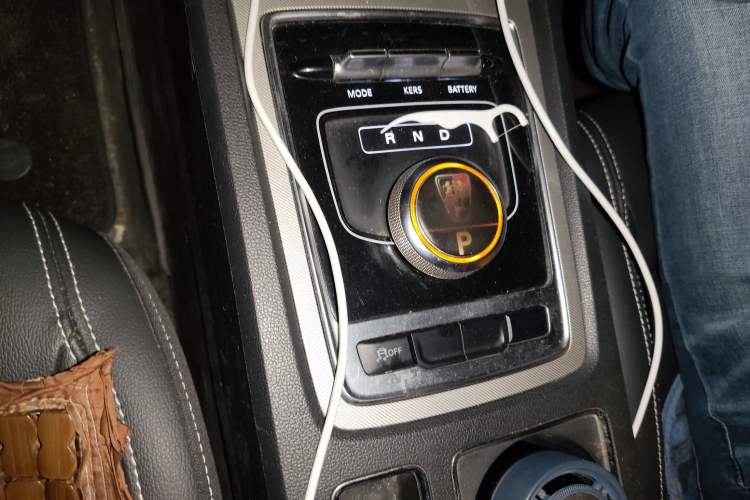 Used Roewe i6 New Energy 2017 45T Hybrid Connect & Smart Enjoyment Edition Gear Lever
