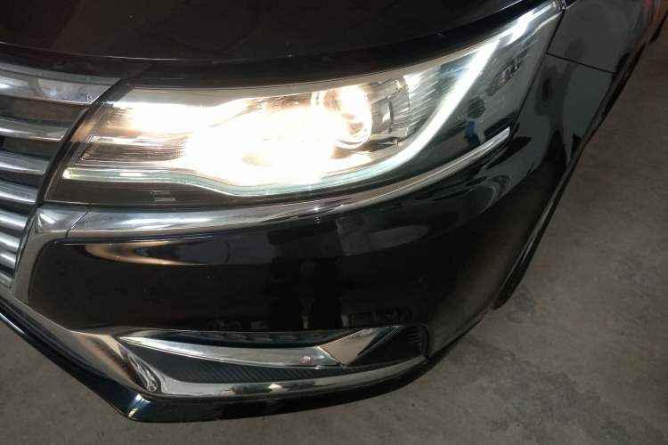 Used Roewe i6 New Energy 2017 45T Hybrid Connect & Smart Enjoyment Edition Left Front Headlight