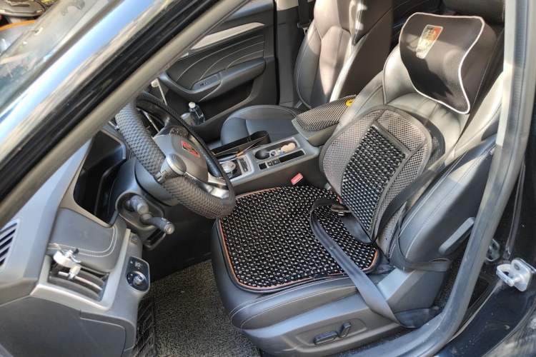 Used Roewe i6 New Energy 2017 45T Hybrid Connect & Smart Enjoyment Edition Left Front Seat
