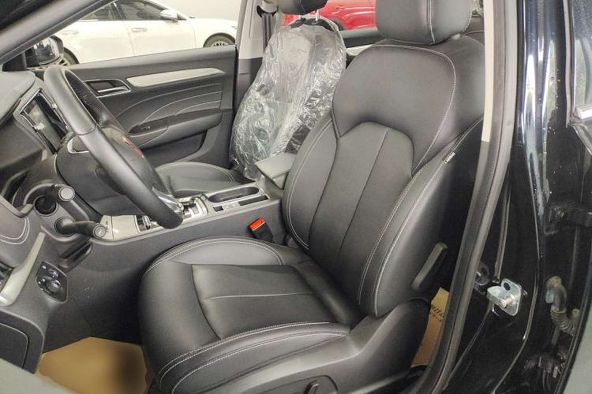 Used Roewe i6 New Energy 2017 45T Hybrid Connect & Smart Enjoyment Edition Left Front Seat
