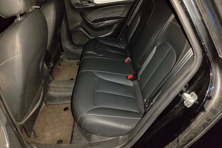 Used Roewe i6 New Energy 2017 45T Hybrid Connect & Smart Enjoyment Edition Left Rear Seat