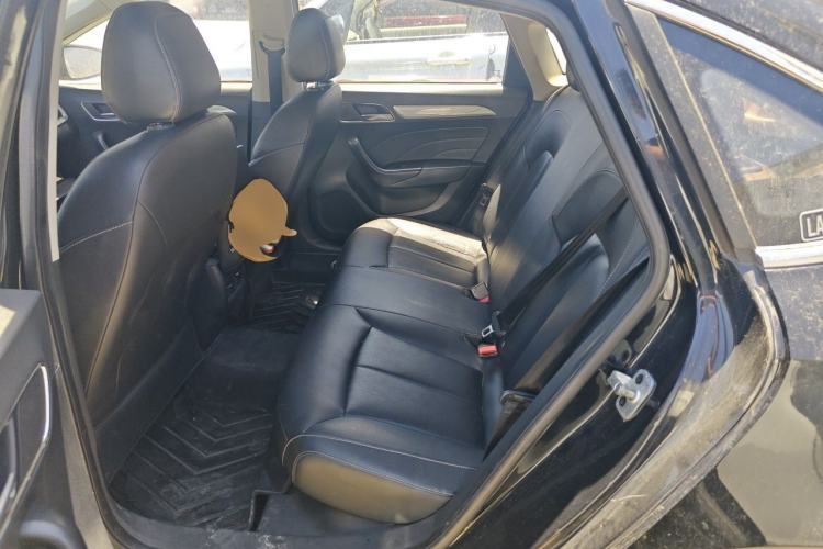 Used Roewe i6 New Energy 2017 45T Hybrid Connect & Smart Enjoyment Edition Left Rear Seat