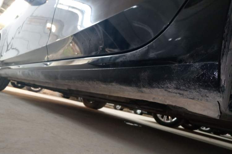 Used Roewe i6 New Energy 2017 45T Hybrid Connect & Smart Enjoyment Edition Left Side Sill
