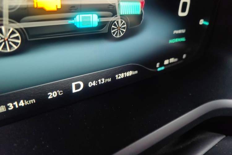 Used Roewe i6 New Energy 2017 45T Hybrid Connect & Smart Enjoyment Edition Odometer Close Up