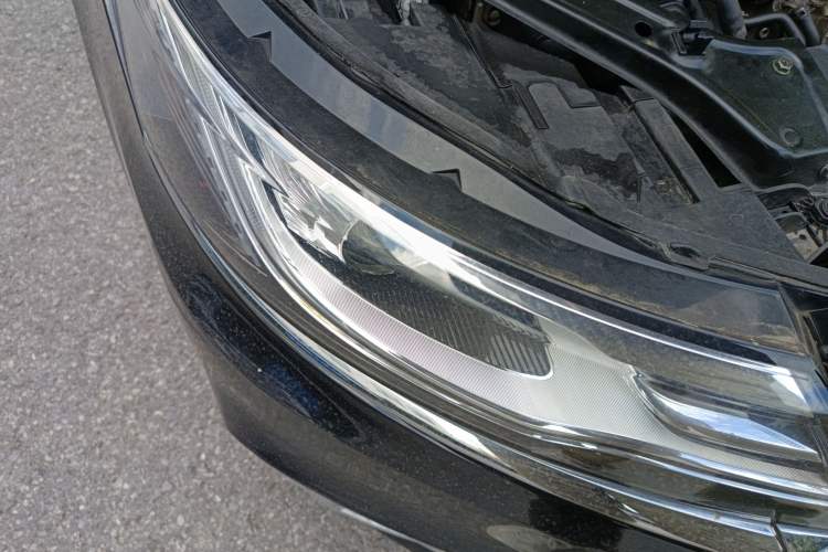 Used Roewe i6 New Energy 2017 45T Hybrid Connect & Smart Enjoyment Edition Right Front Headlight